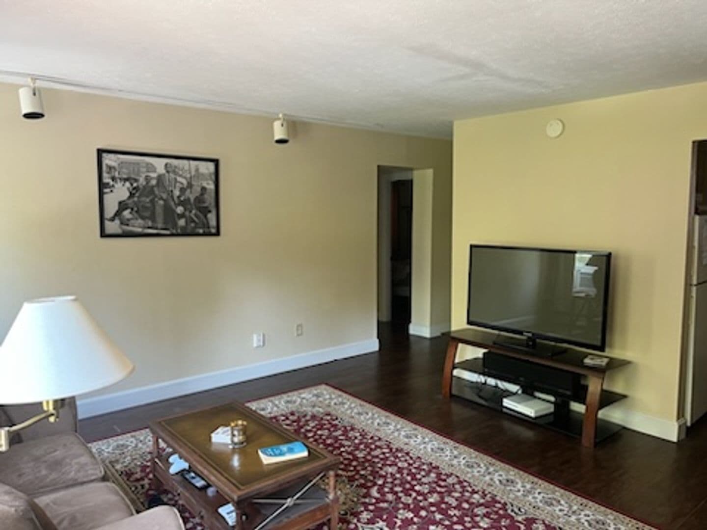 Cincinnati Apartment: 906-12 Morris St