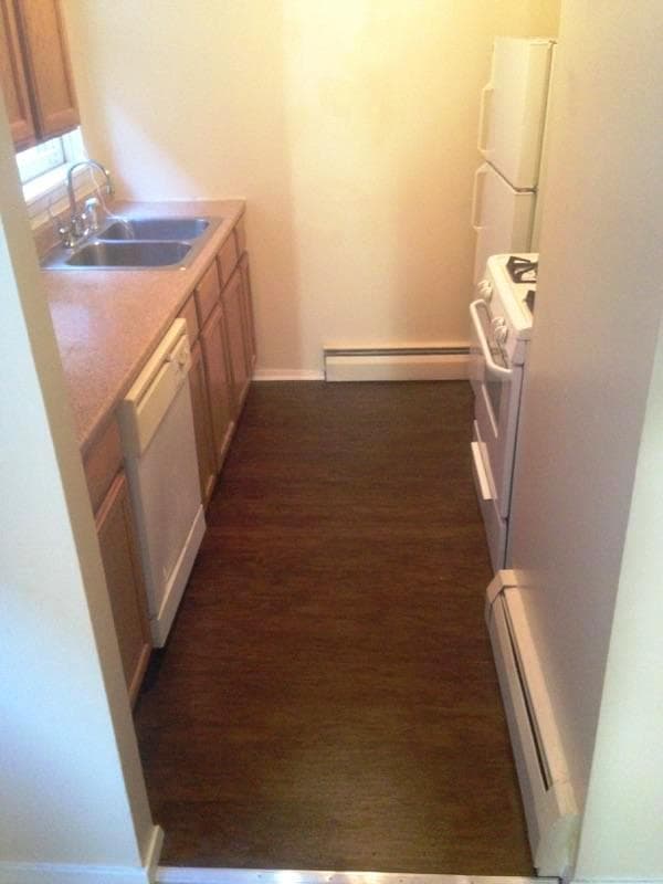 Cincinnati Apartment: 906-12 Morris St