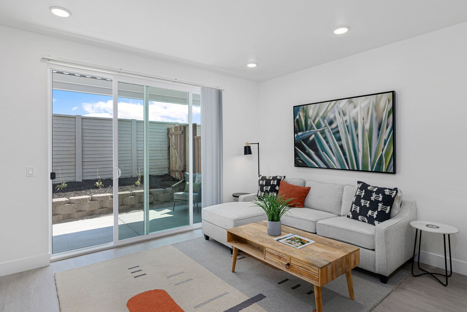 Santa Rosa Apartment: 4034 Alexander David Court & 129-159 Dana Carlton Lane