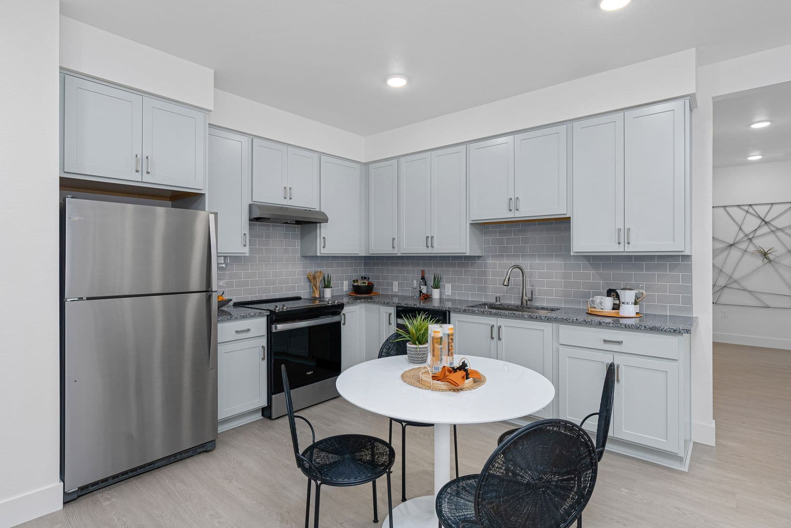 Santa Rosa Apartment: 4034 Alexander David Court & 129-159 Dana Carlton Lane
