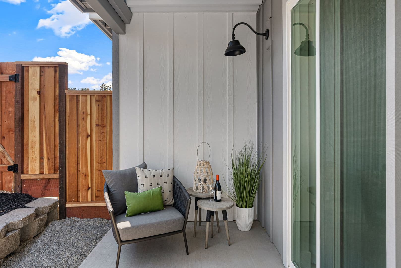 Santa Rosa Apartment: 4034 Alexander David Court & 129-159 Dana Carlton Lane