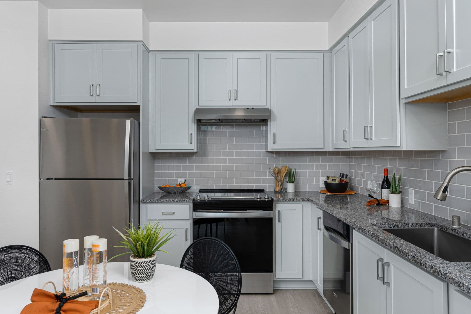 Santa Rosa Apartment: 4034 Alexander David Court & 129-159 Dana Carlton Lane
