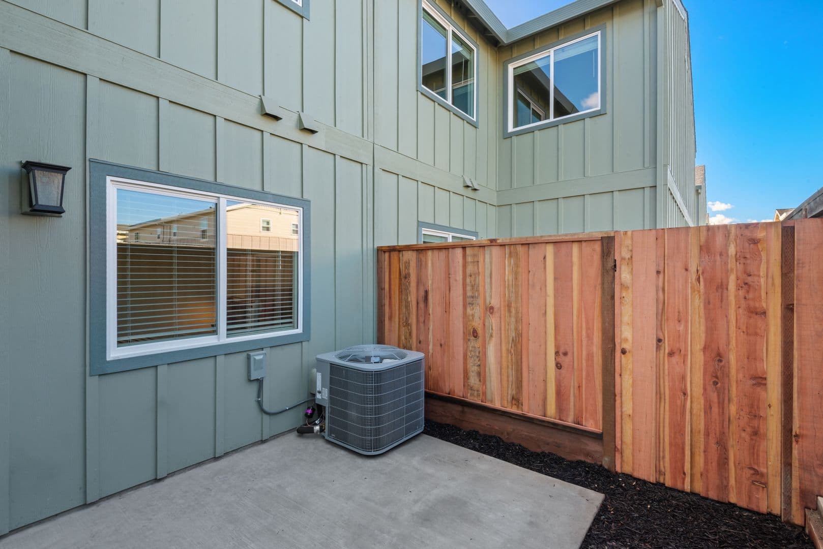 Santa Rosa Apartment: 1501 Patty Place