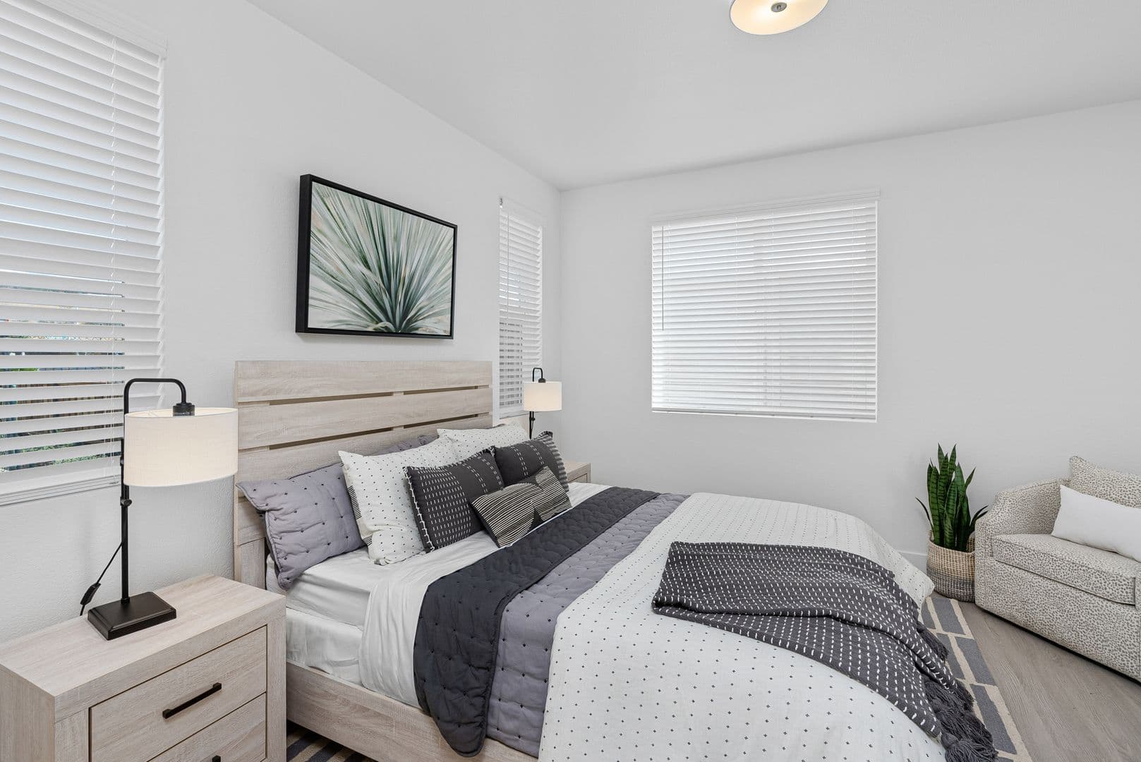 Santa Rosa Apartment: 4034 Alexander David Court & 129-159 Dana Carlton Lane