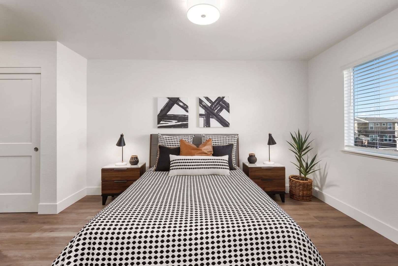 Santa Rosa Apartment: 1501 Patty Place