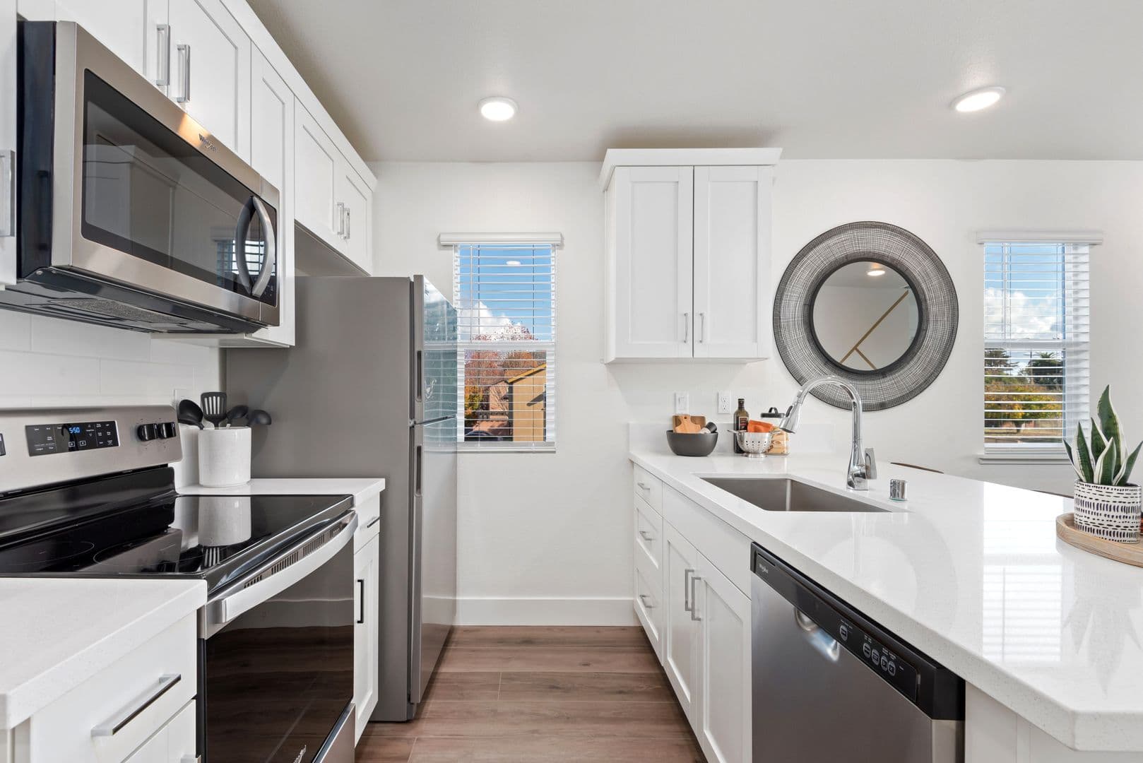 Santa Rosa Apartment: 1501 Patty Place