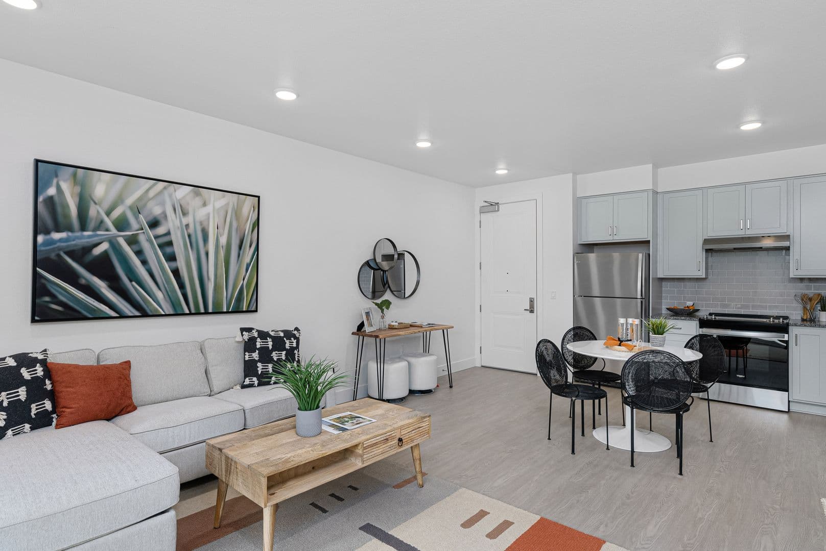 Santa Rosa Apartment: 4034 Alexander David Court & 129-159 Dana Carlton Lane
