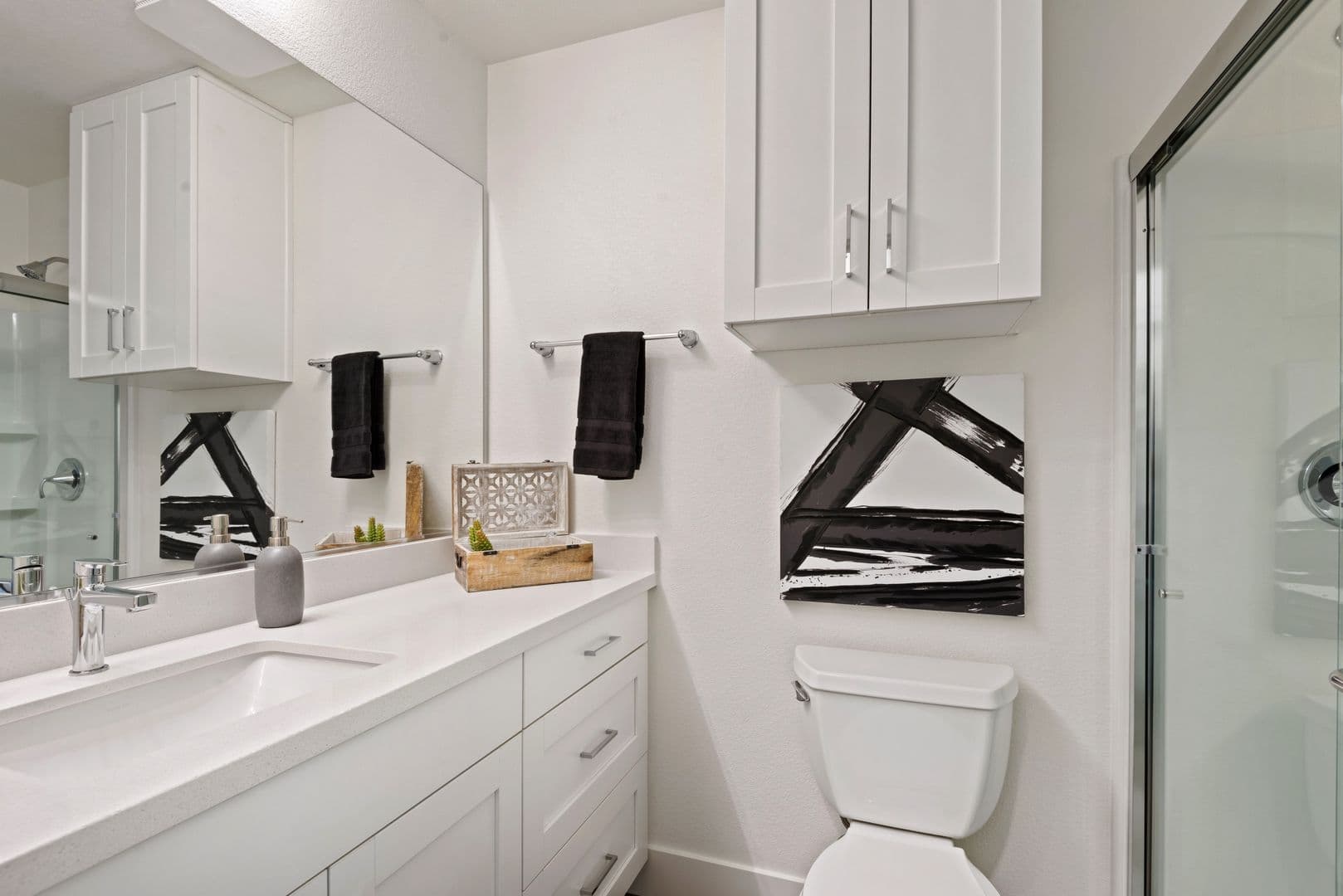 Santa Rosa Apartment: 1501 Patty Place