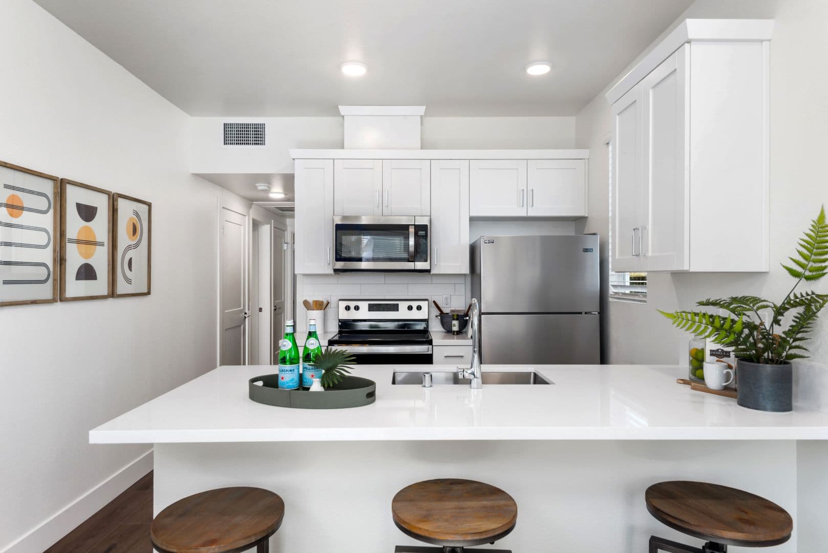 Santa Rosa Apartment: 1501 Patty Place