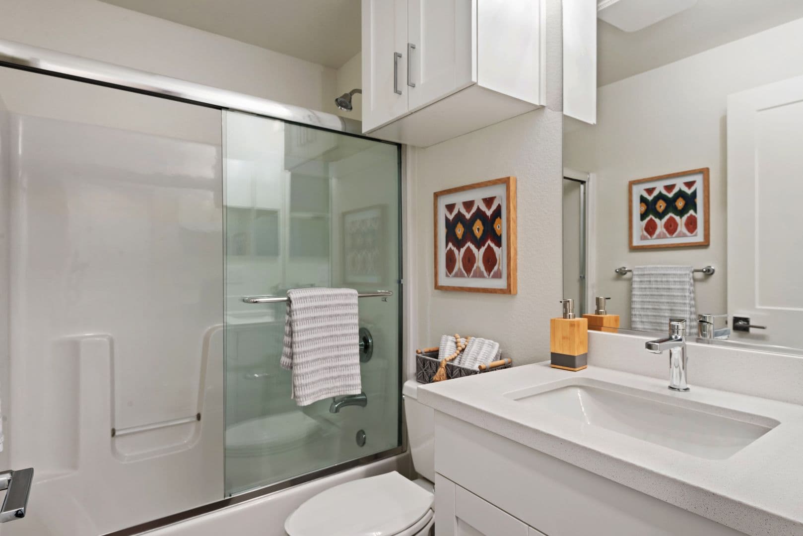 Santa Rosa Apartment: 1501 Patty Place