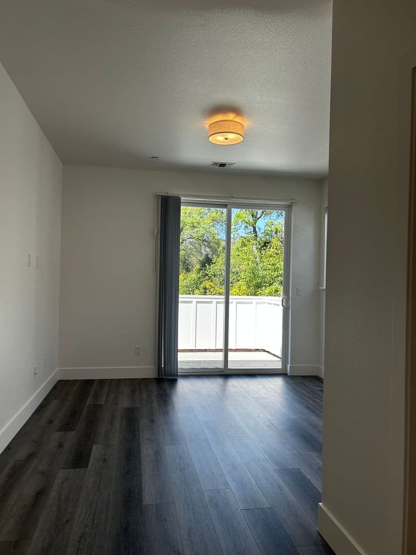 Santa Rosa Townhome: 929 Middle Rincon