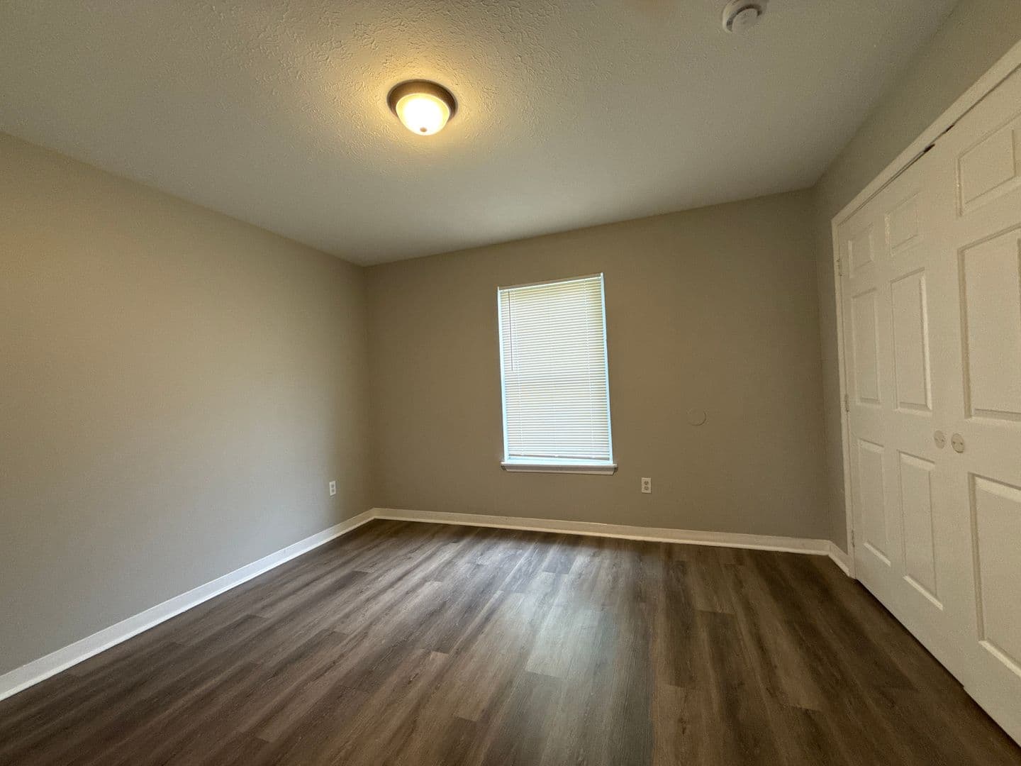 Louisville Apartment: 2708 Greenwood Ave