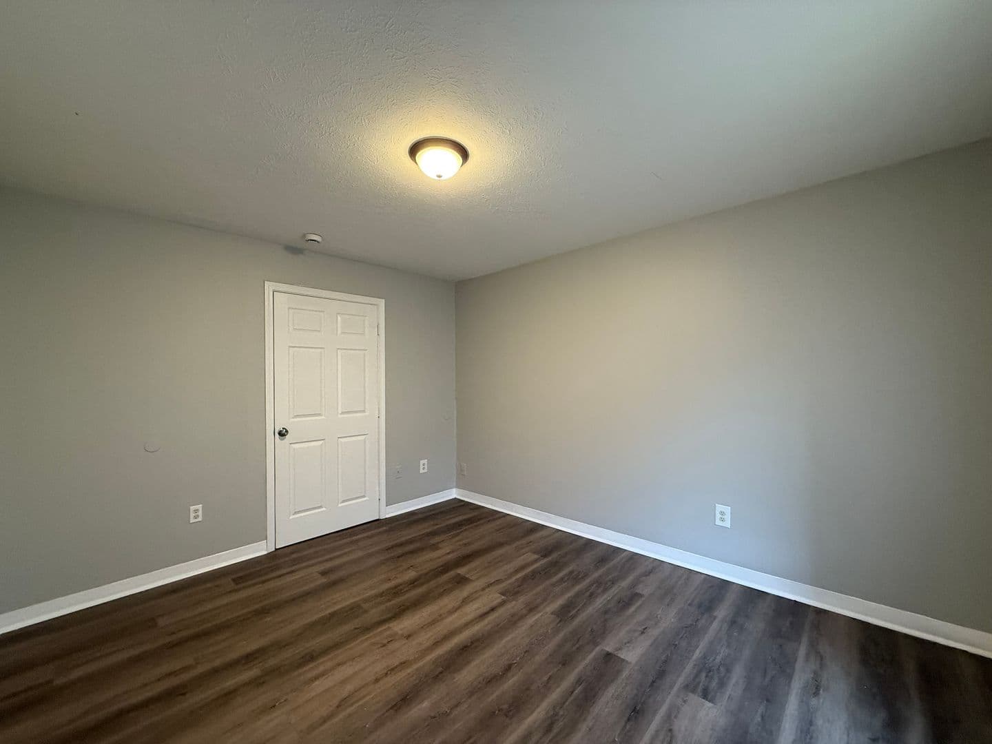 Louisville Apartment: 2708 Greenwood Ave