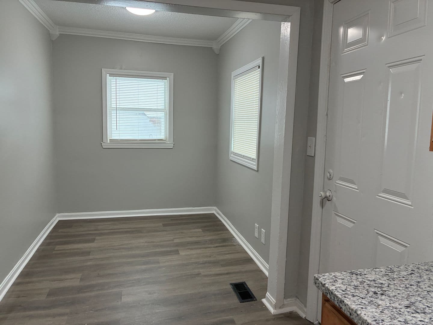 Louisville Apartment: 2441 St. Xavier Street