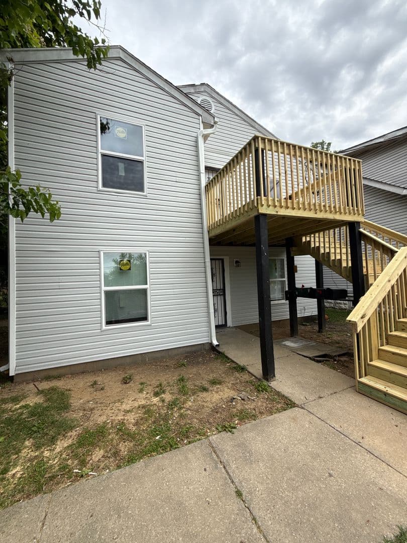 Louisville Apartment: 1723 W Kentucky Street