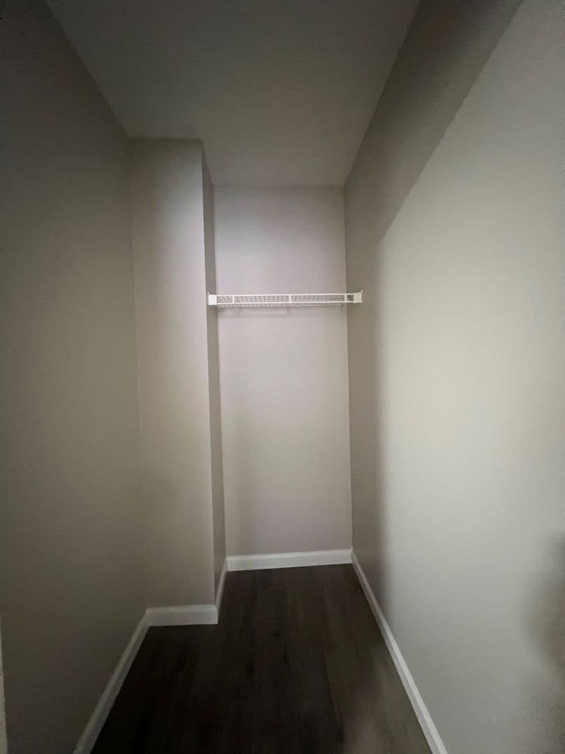 Louisville Apartment: 2817 Greenwood Ave