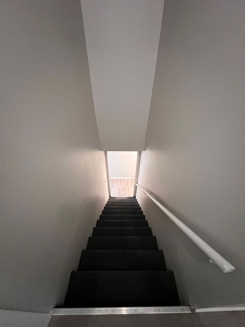 Louisville Apartment: 2817 Greenwood Ave