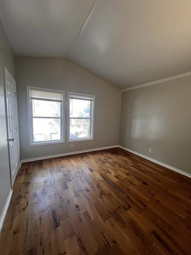 Louisville Apartment: 2820 Divinity Lane