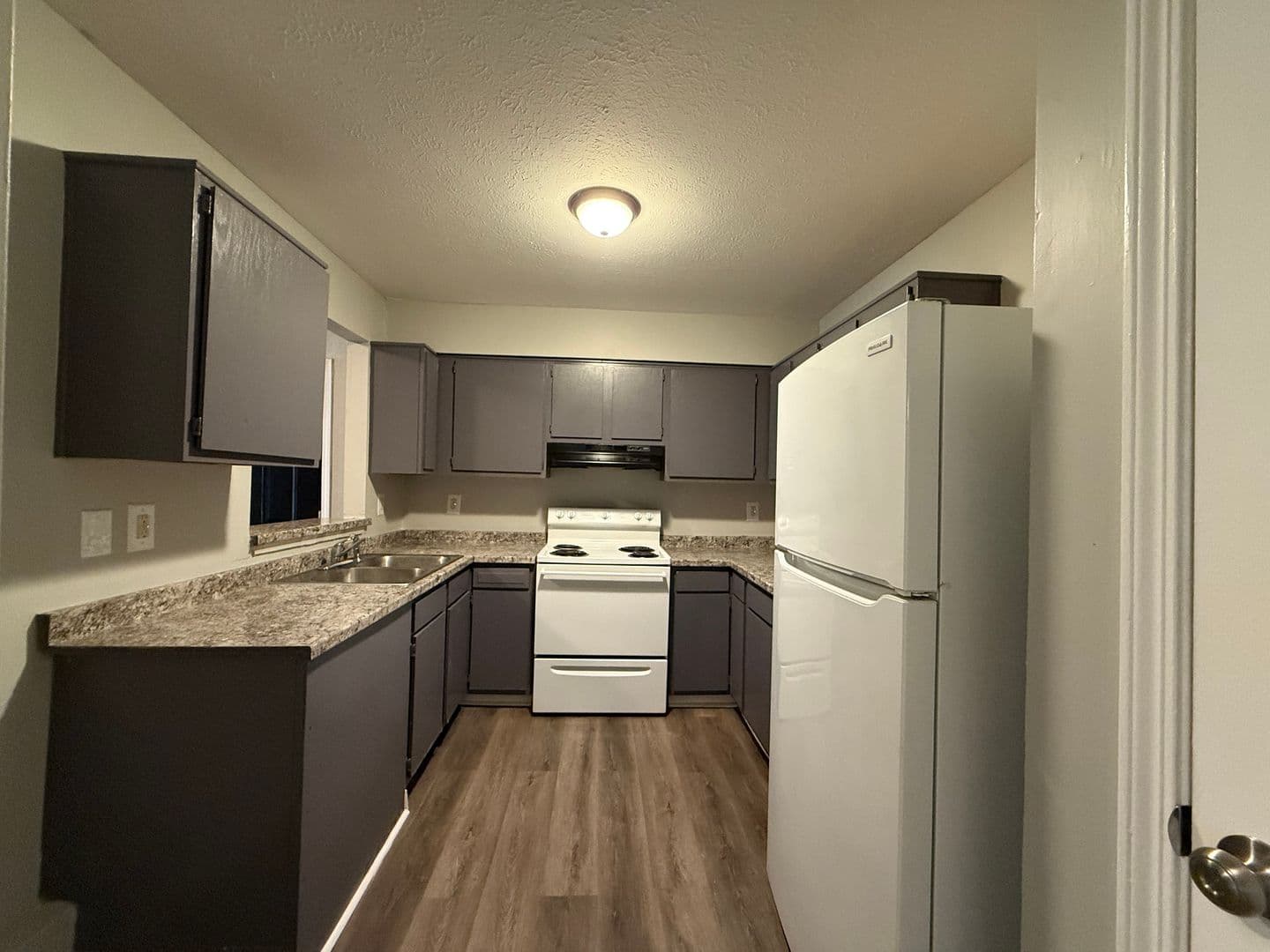 Louisville Apartment: 2708 Greenwood Ave