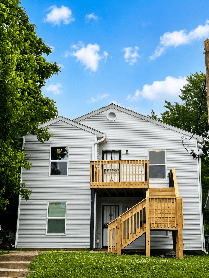Louisville Apartment: 1723 W Kentucky Street