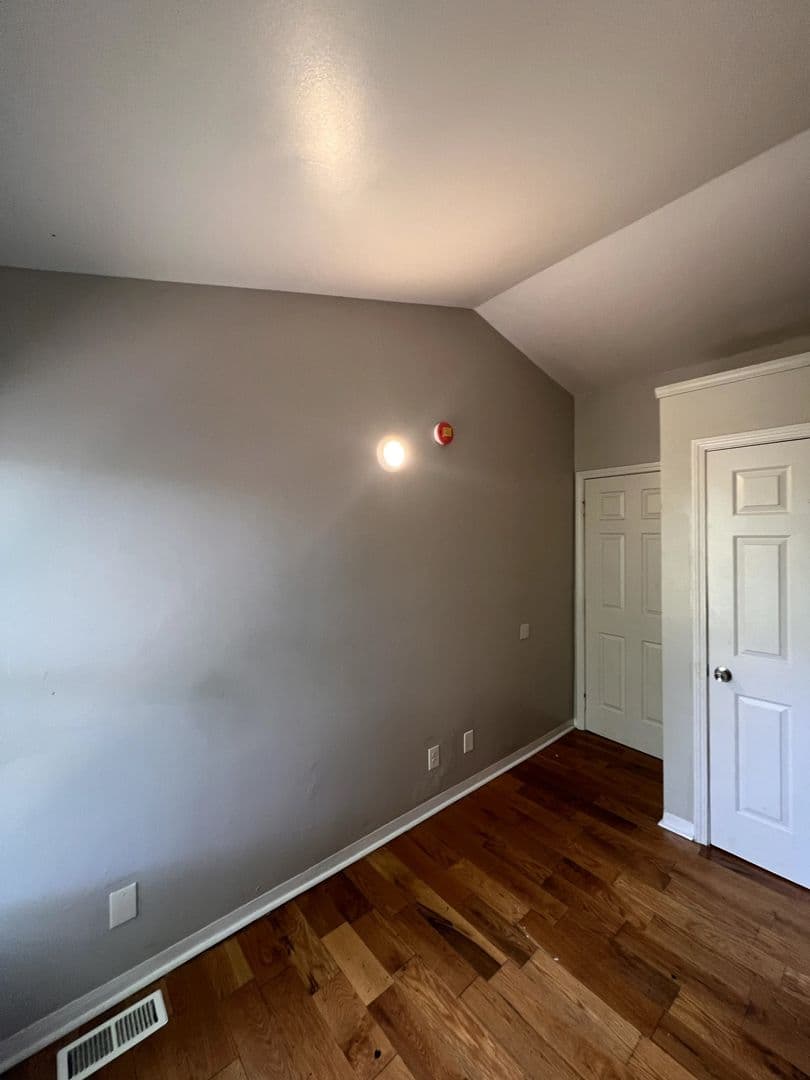 Louisville Apartment: 2820 Divinity Lane