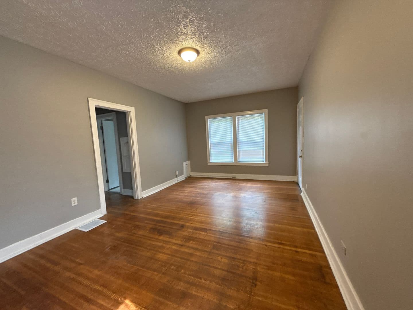 Louisville Apartment: 648 S. 37th Street