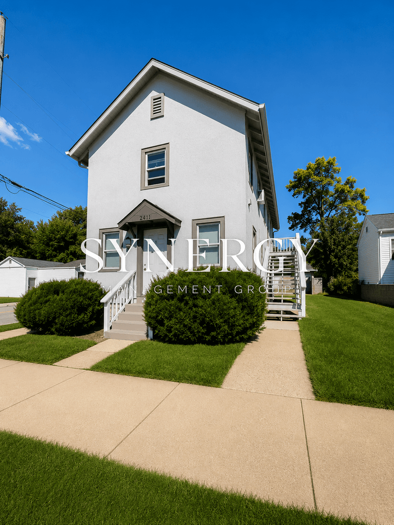 Louisville Apartment: 2441 St. Xavier Street