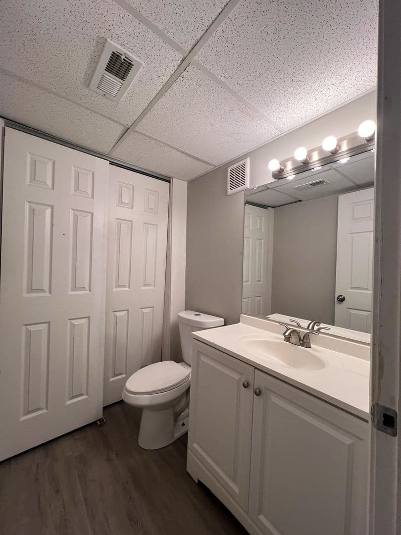 Louisville Apartment: 2820 Divinity Lane
