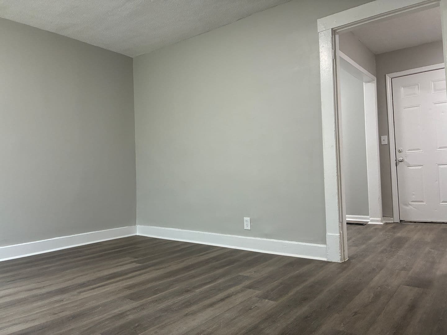 Louisville Apartment: 2441 St. Xavier Street