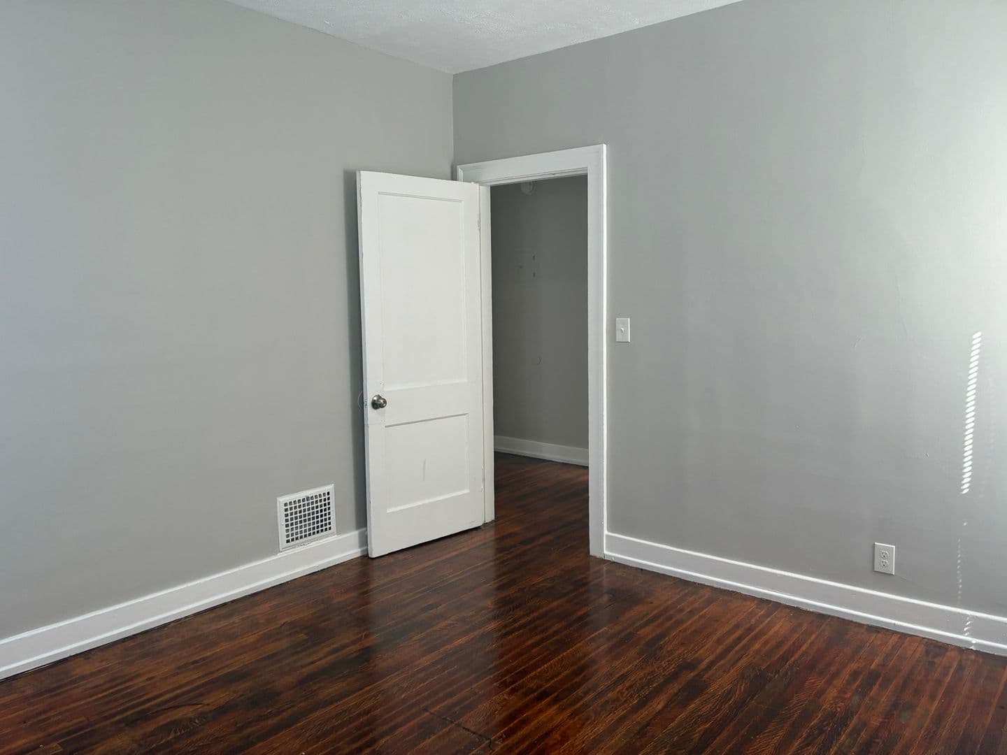 Louisville Apartment: 648 S. 37th Street