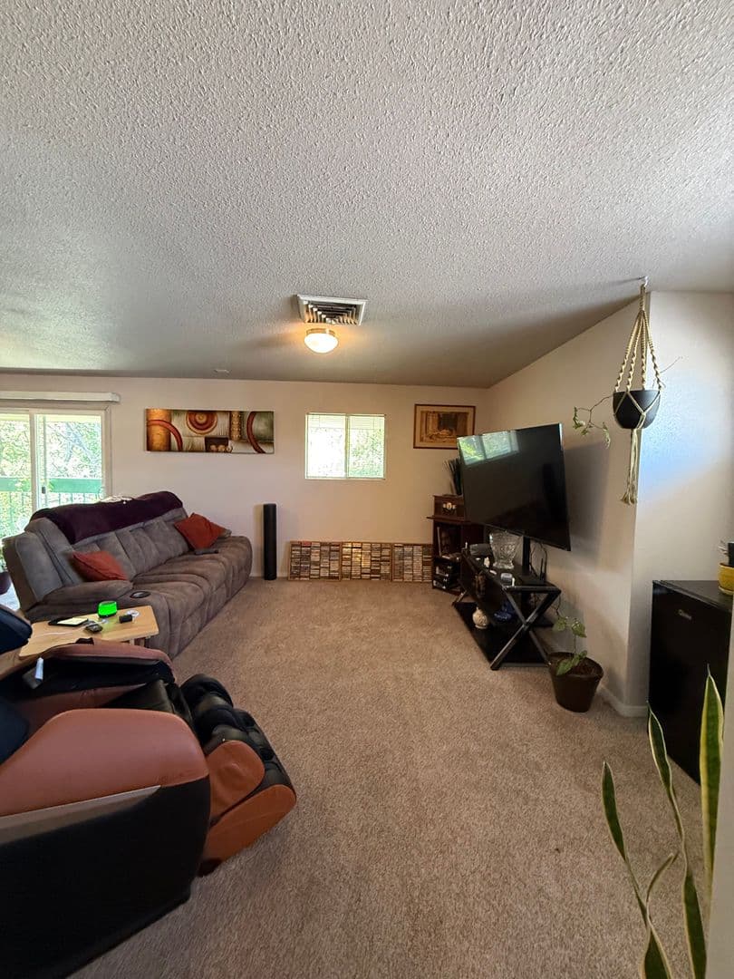 Colorado Springs House: 228 Auburn Drive