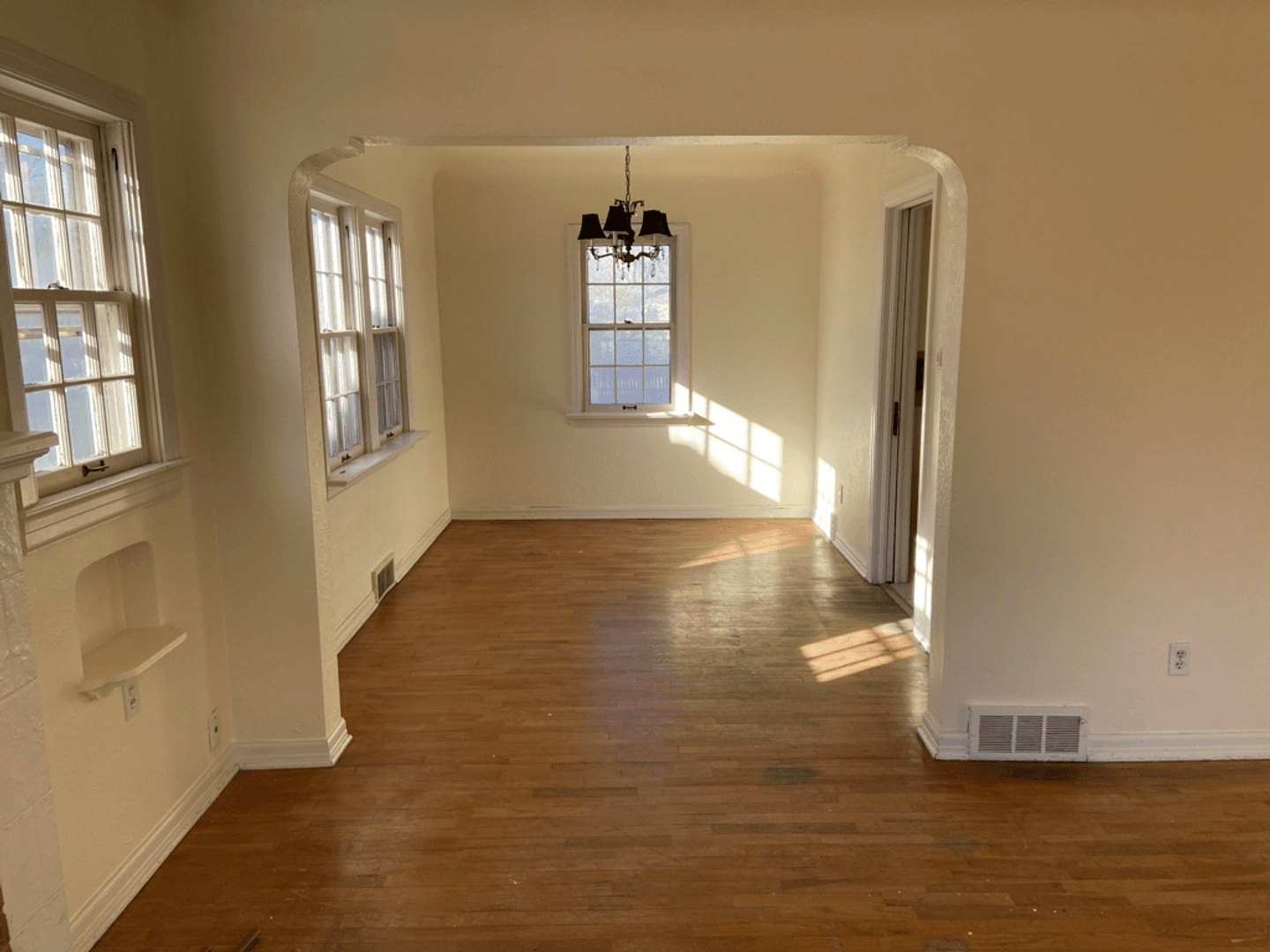 Colorado Springs House: 528 N. Sheridan Ave