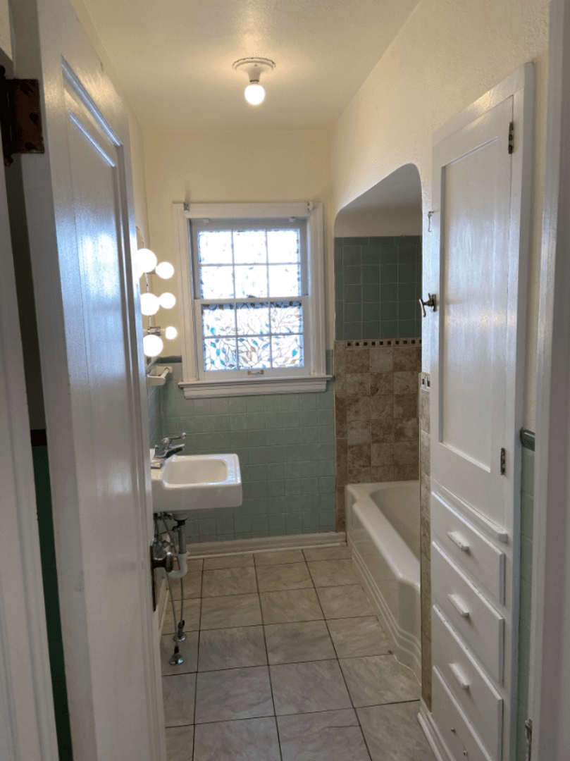 Colorado Springs House: 528 N. Sheridan Ave