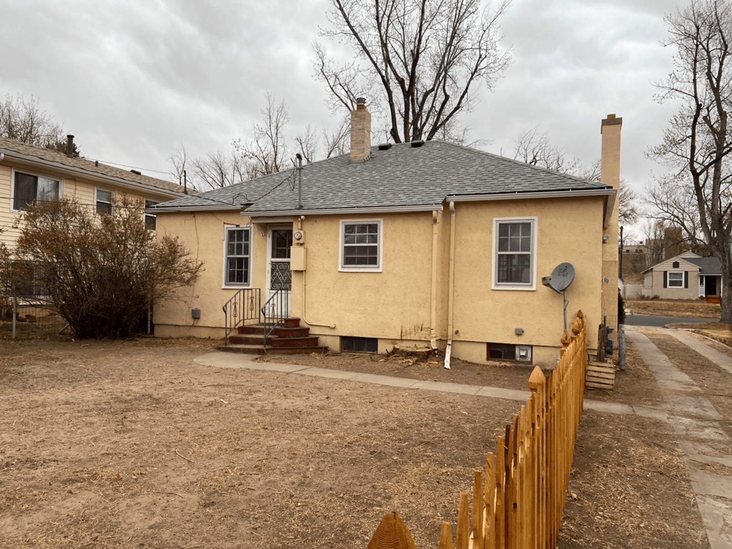 Colorado Springs House: 528 N. Sheridan Ave
