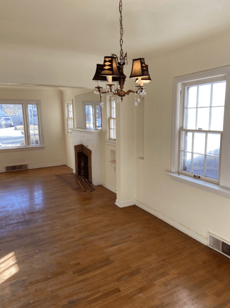 Colorado Springs House: 528 N. Sheridan Ave