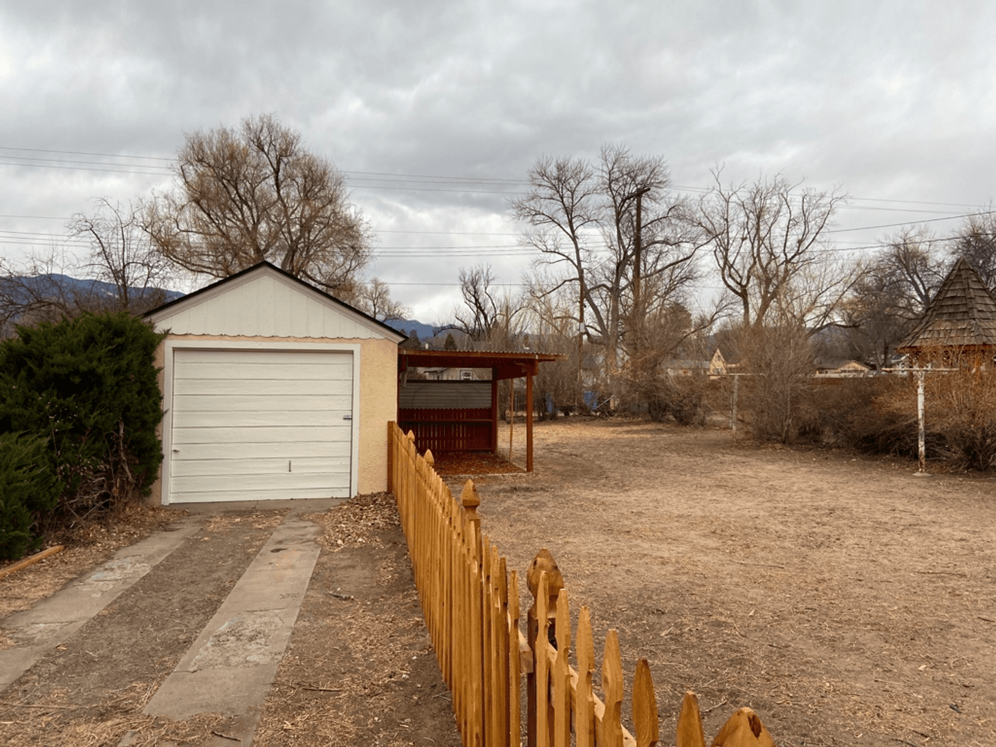 Colorado Springs House: 528 N. Sheridan Ave