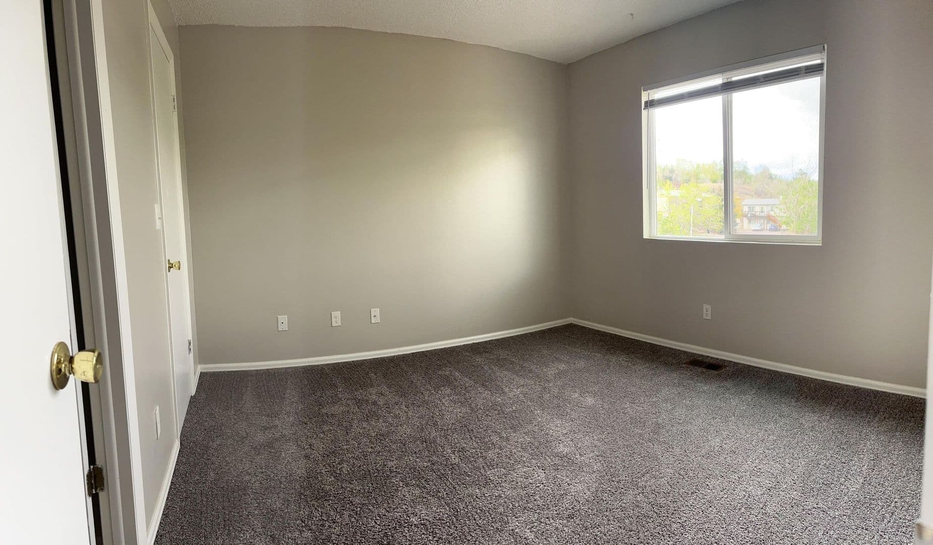 Colorado Springs Apartment: 2025 West Yampa Street