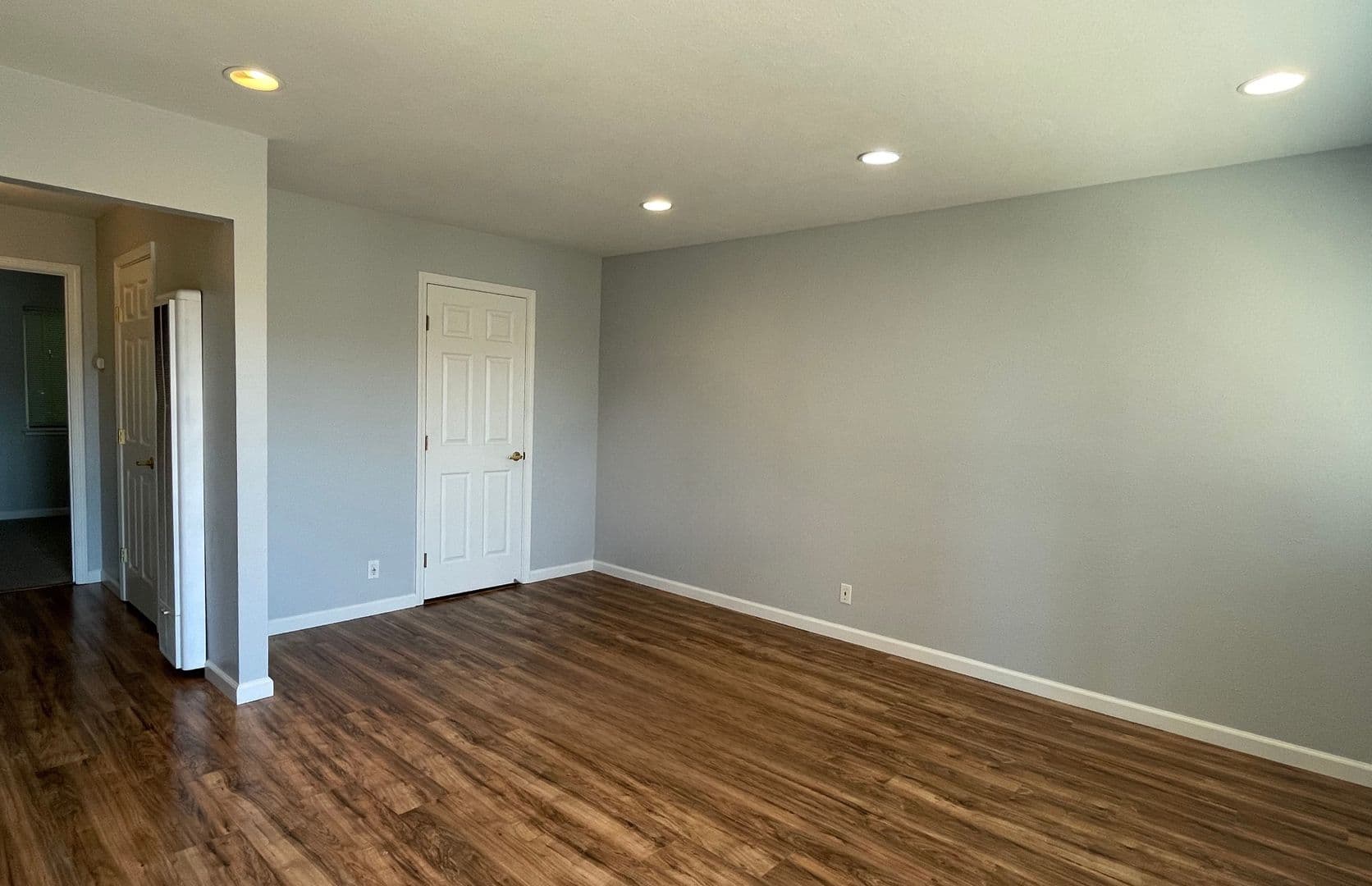 Walnut Creek Apartment: 1595 3rd Ave.