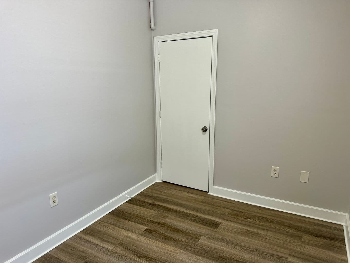 Lawrence Apartment: 71-73 Newbury Street