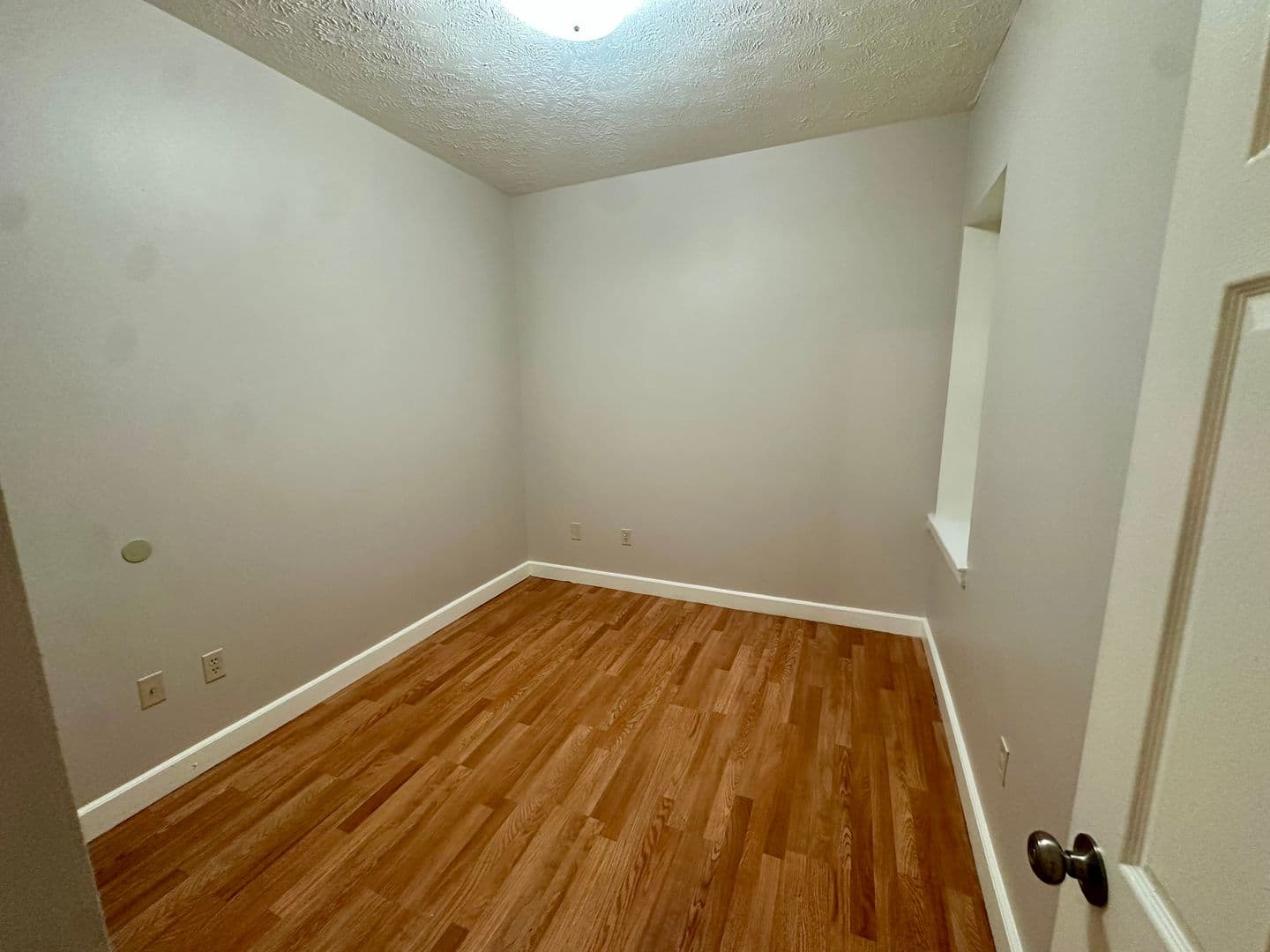 Lawrence Apartment: 71-73 Newbury Street