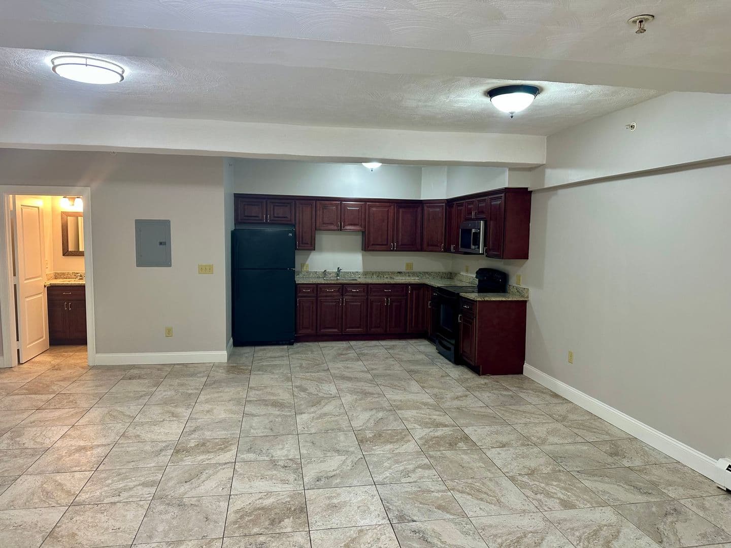Lawrence Apartment: 158-166 Garden Street