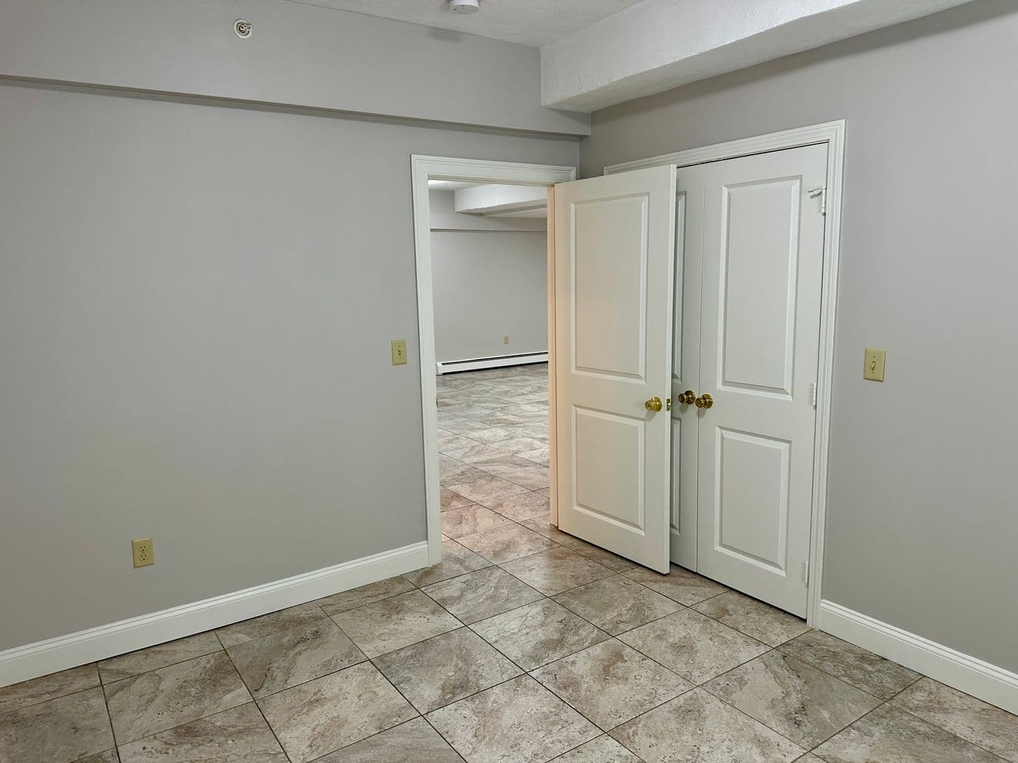 Lawrence Apartment: 158-166 Garden Street