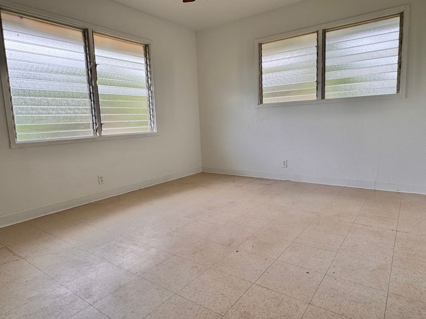 Kapaa Apartment: Nonou Road