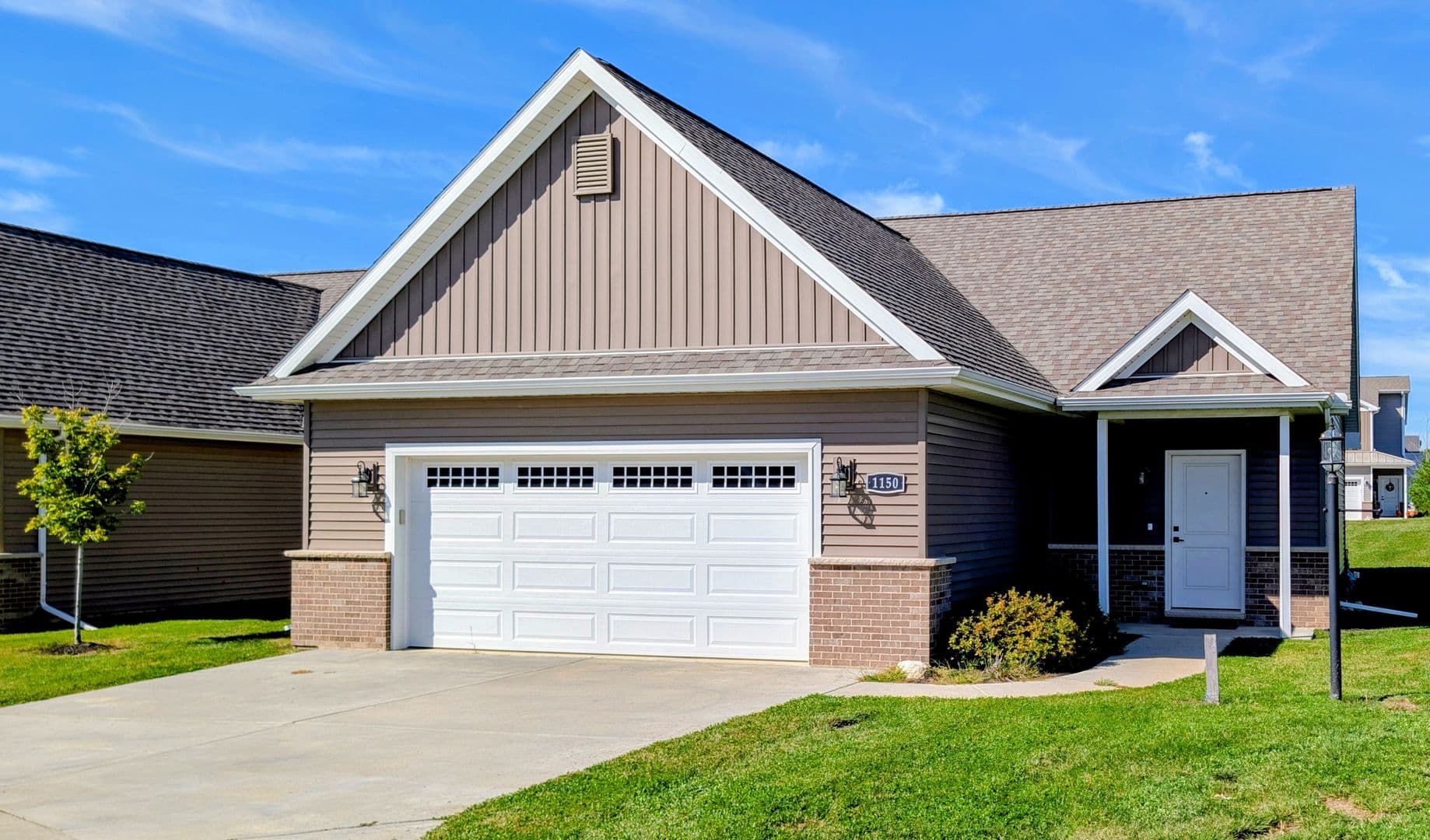Mahomet Townhome: 1150 Vision Cir