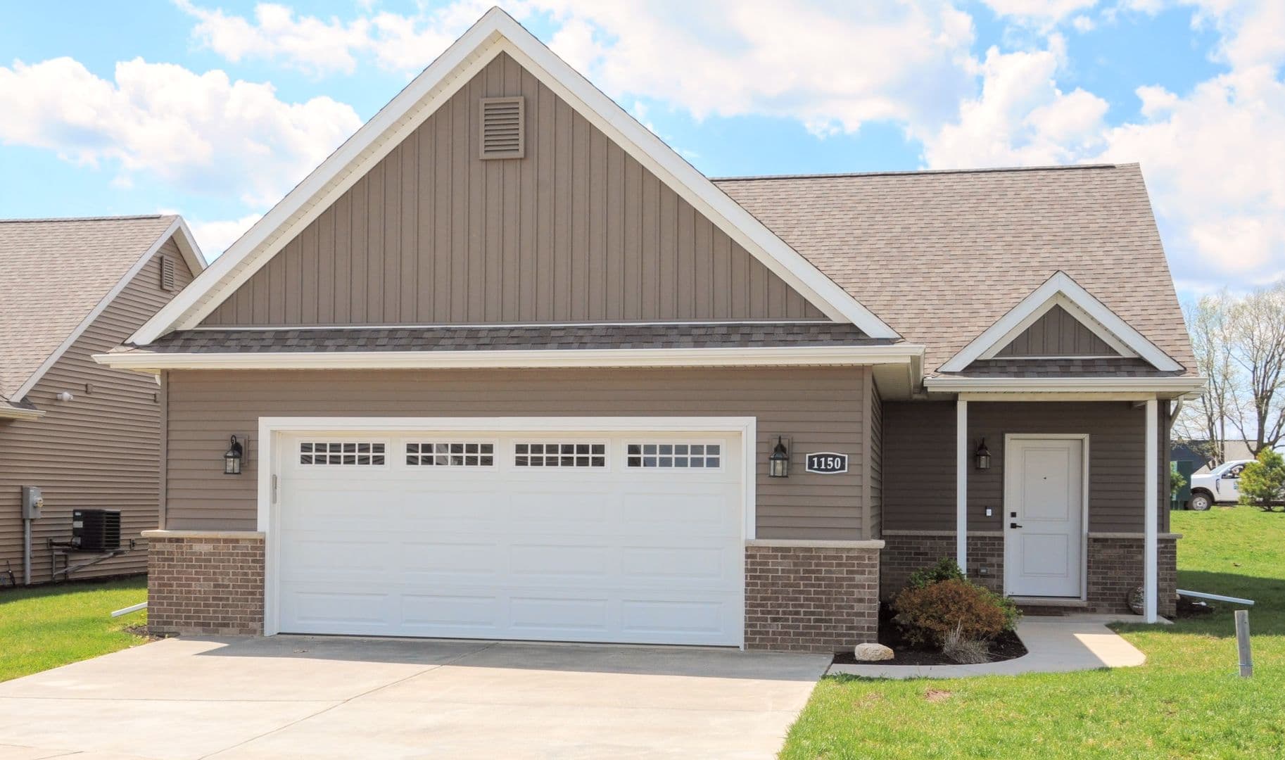 Mahomet Townhome: 1853 Vision Ct