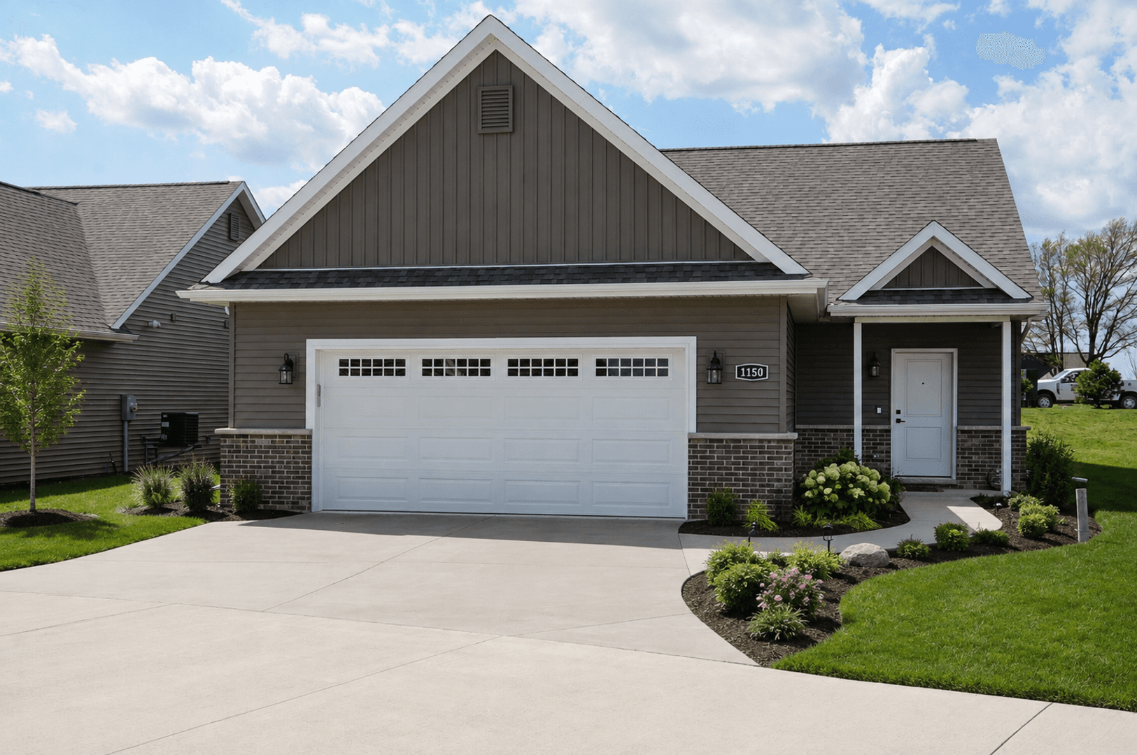 Mahomet Townhome: 1852 Vision Ct
