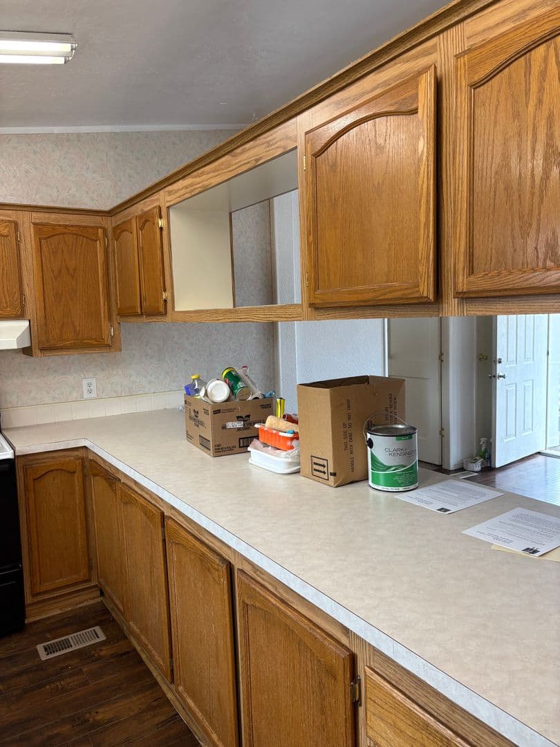 Butte Falls House: 251 Cedar St