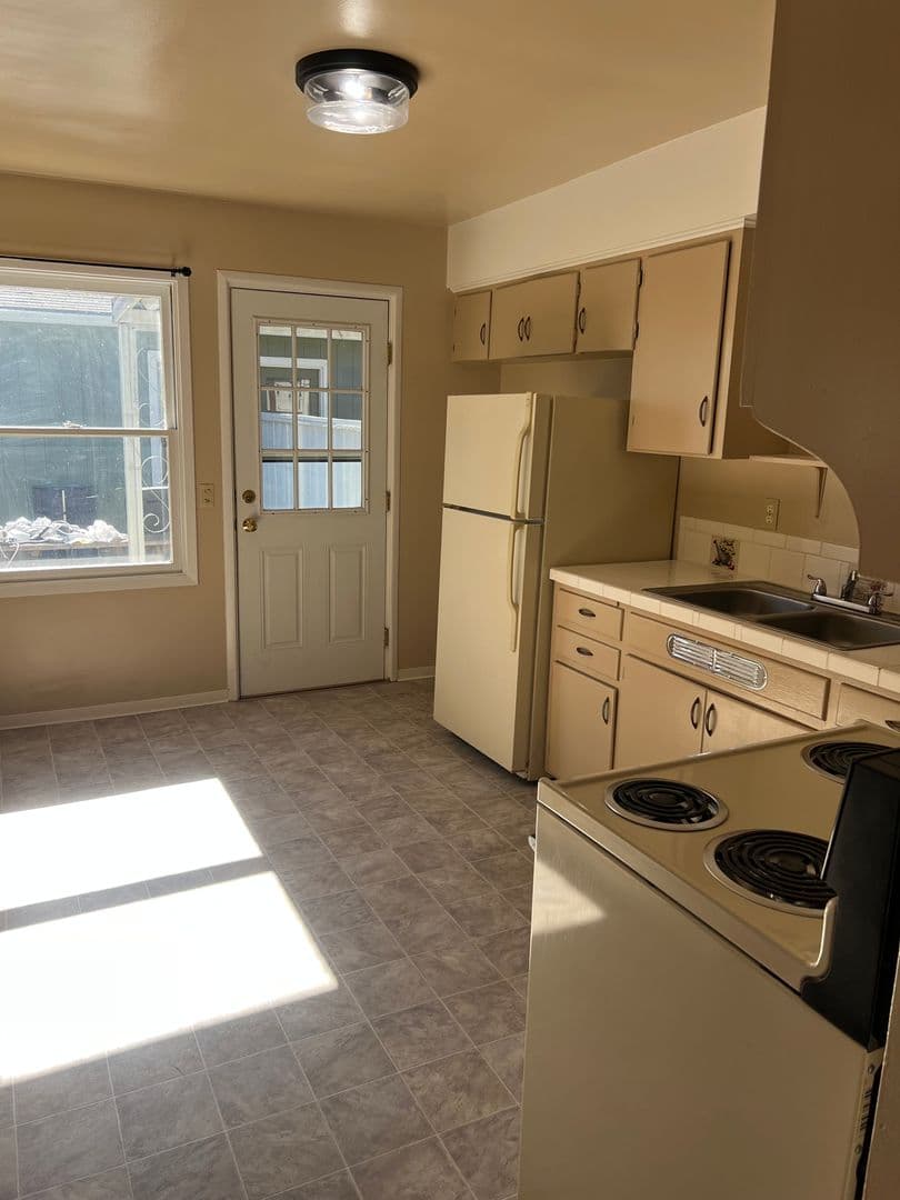Medford House: 427 Fairmount Street