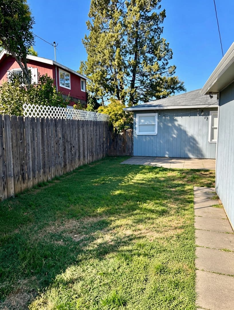 Medford House: 429 Fairmount Street