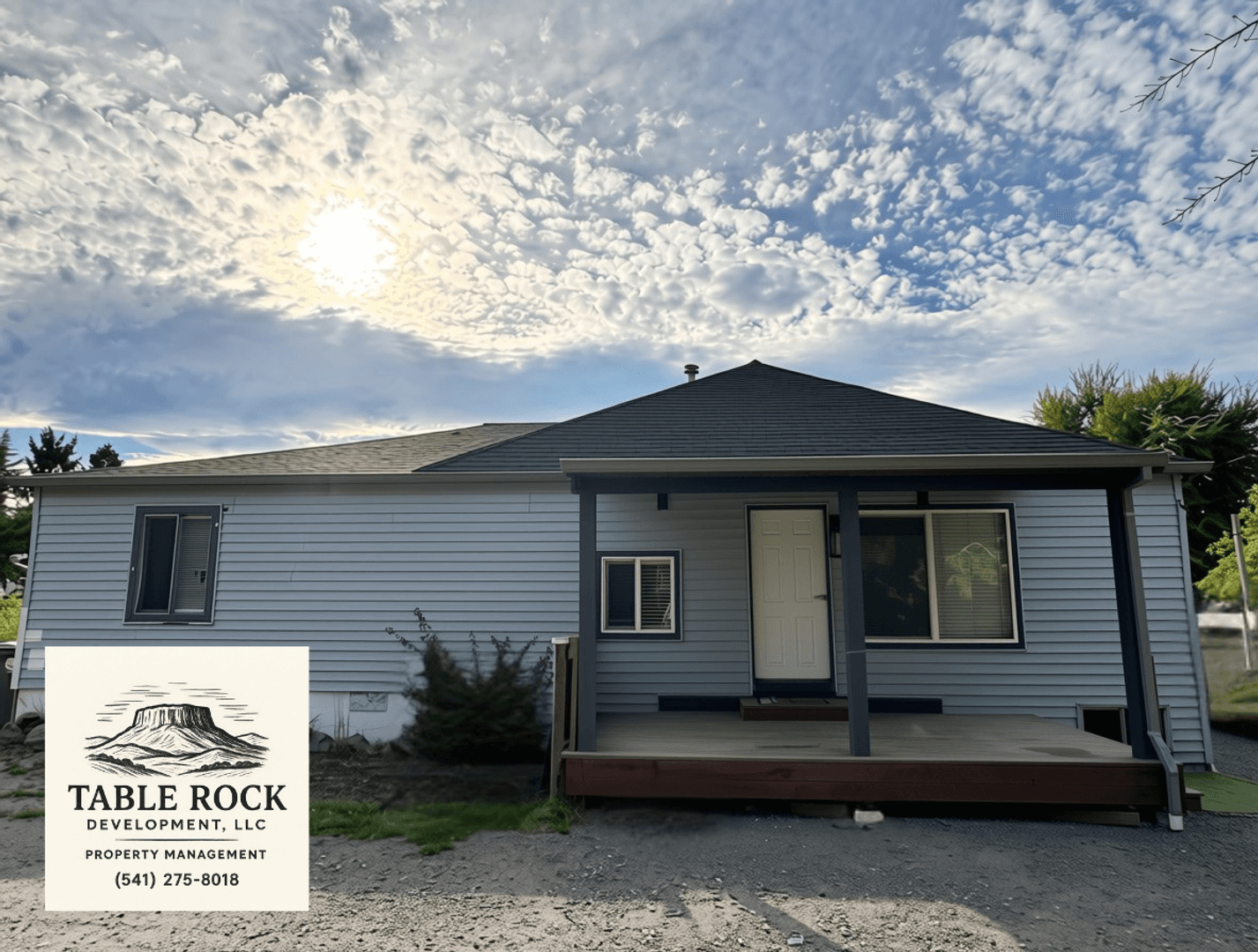 Medford Apartment: 3121 Table Rock Rd